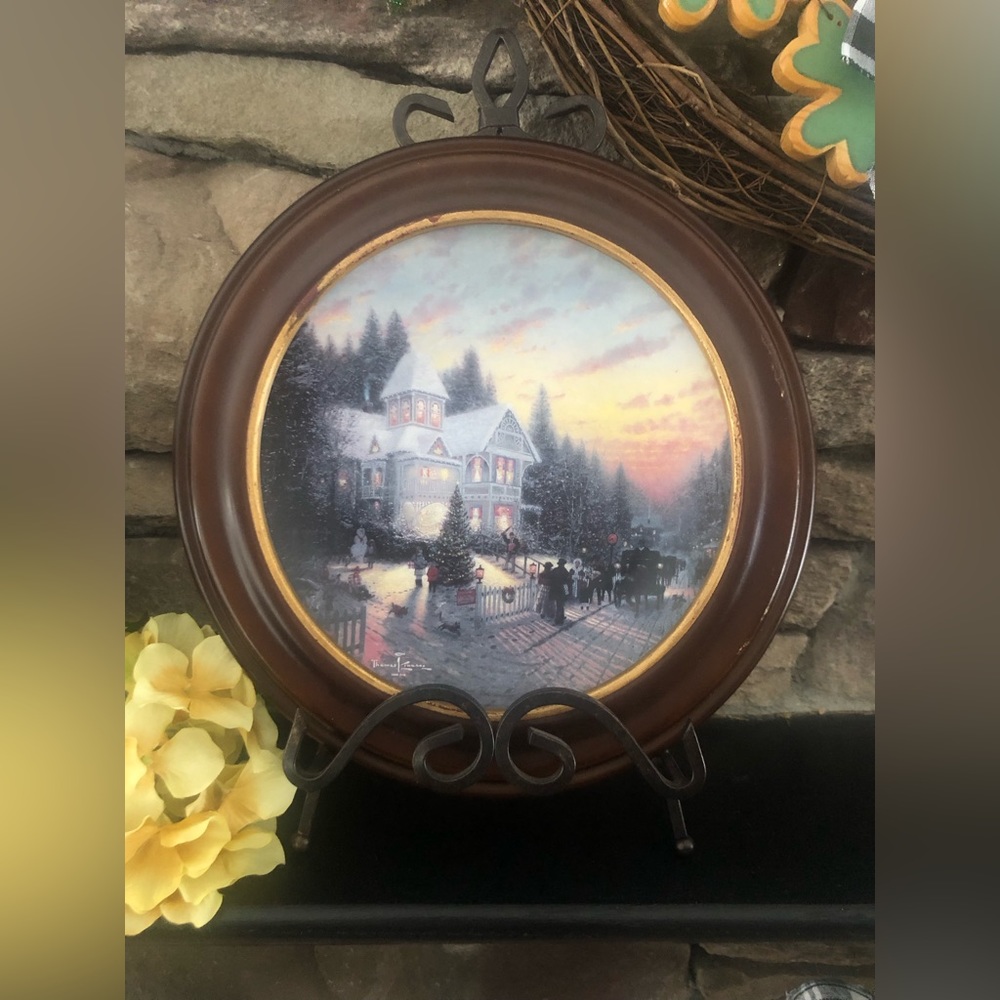 Thomas Kinkade first issue in Yuletide Memories collection